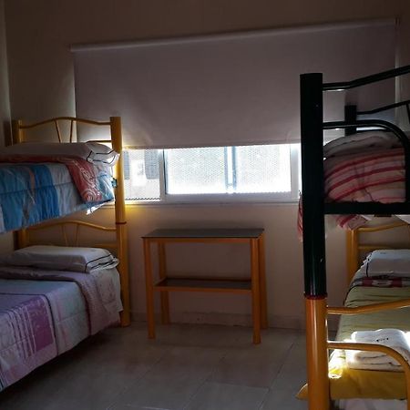 Hostel Puerta De Hierro Villa Alsina エクステリア 写真