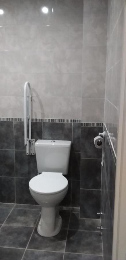 Hostel Puerta De Hierro Villa Alsina エクステリア 写真