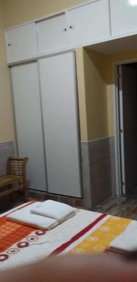 Hostel Puerta De Hierro Villa Alsina エクステリア 写真